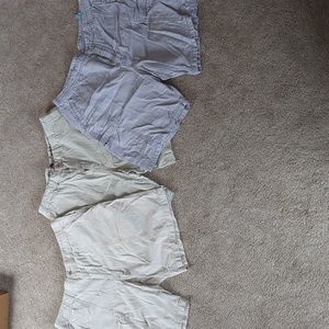 3 pairs of Tommy Bahama shorts